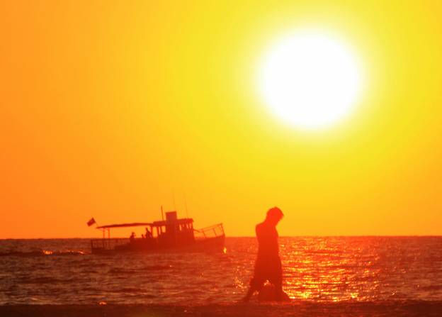 Καλός ο Ήλιος αλλά υπεύθυνος  για σοβαρές βλάβες της επιδερμίδας .