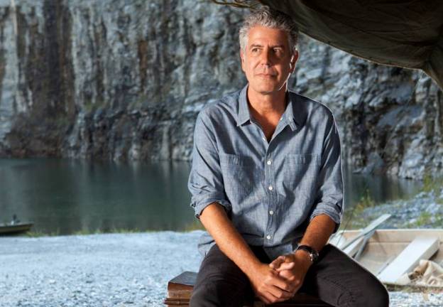 Ο Anthony Bourdain αποκαλύπτει τα βρώμικα μυστικά των εστιατορίων