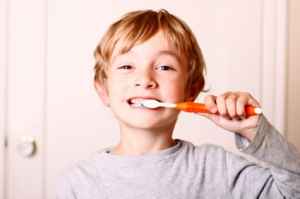 Ποιο ποτό καταστρέφει τα παιδικά δόντια;
