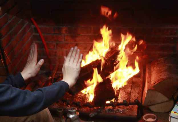 Θα ανάψετε τζάκι;  Θα …αρρωστήσει το αναπνευστικό σας