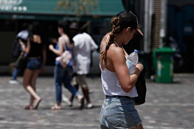 Τι είναι αυτό που έκανε χειρότερους τους καύσωνες του φετινού Ιουνίου;